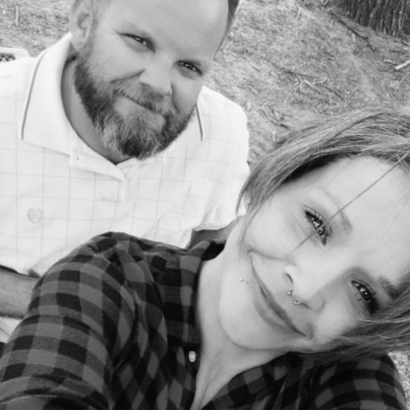 Meet your Posher, Kris - Picture 1 of 6